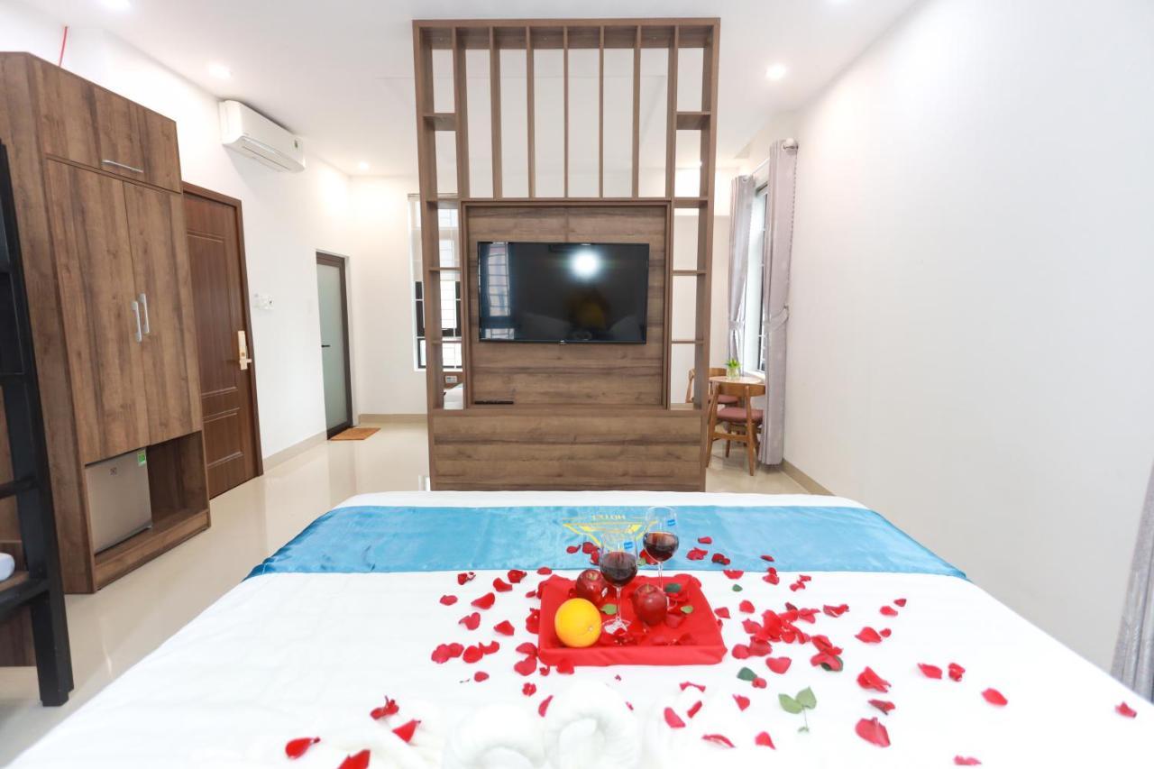 Hoc Huong Hotel Куинён Экстерьер фото