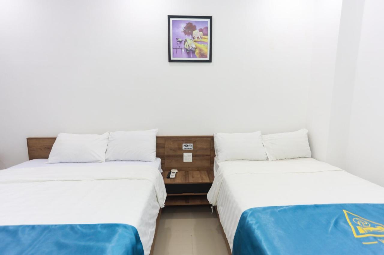 Hoc Huong Hotel Куинён Экстерьер фото
