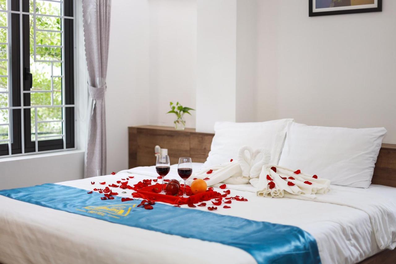 Hoc Huong Hotel Куинён Экстерьер фото
