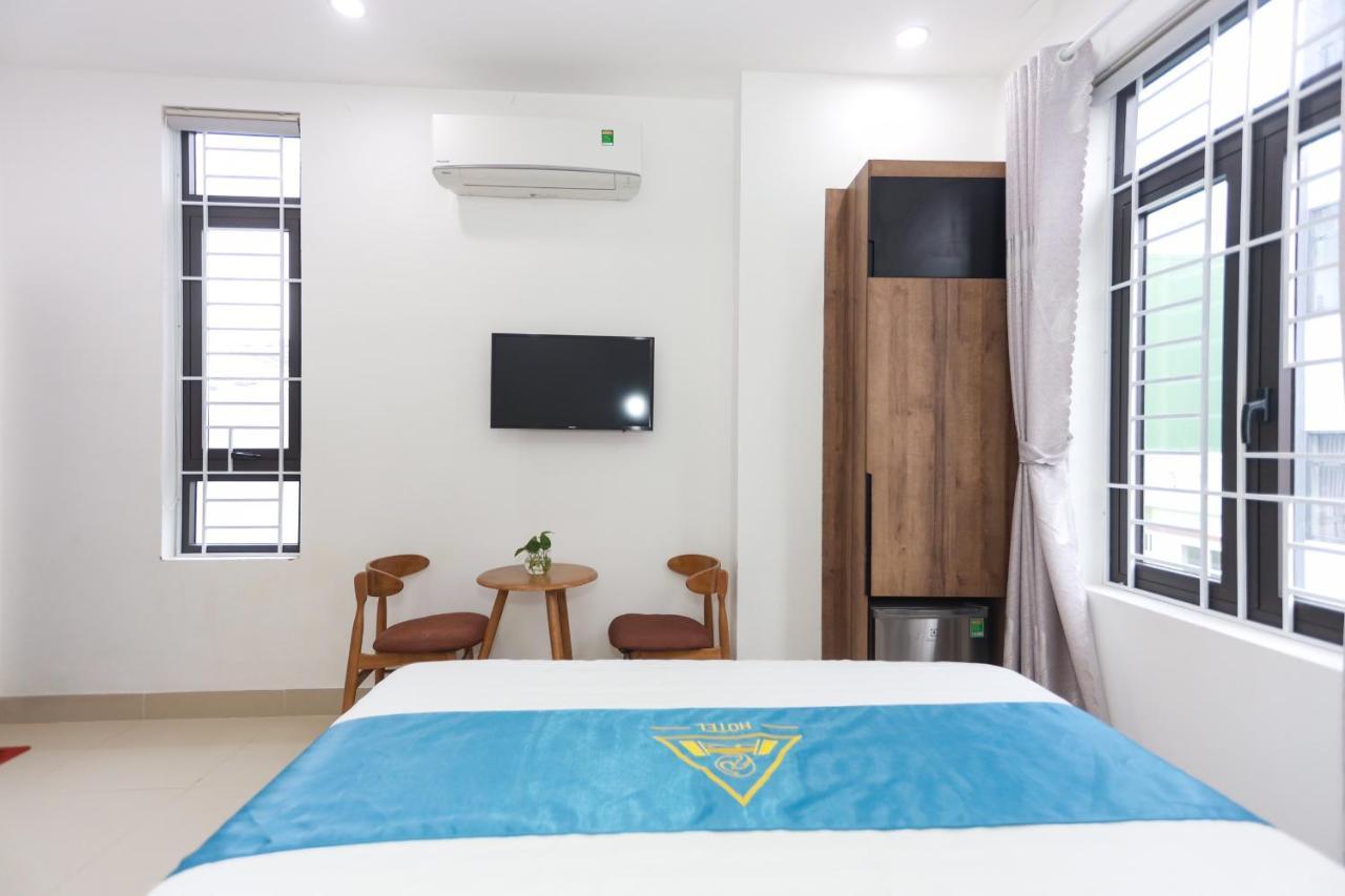 Hoc Huong Hotel Куинён Экстерьер фото
