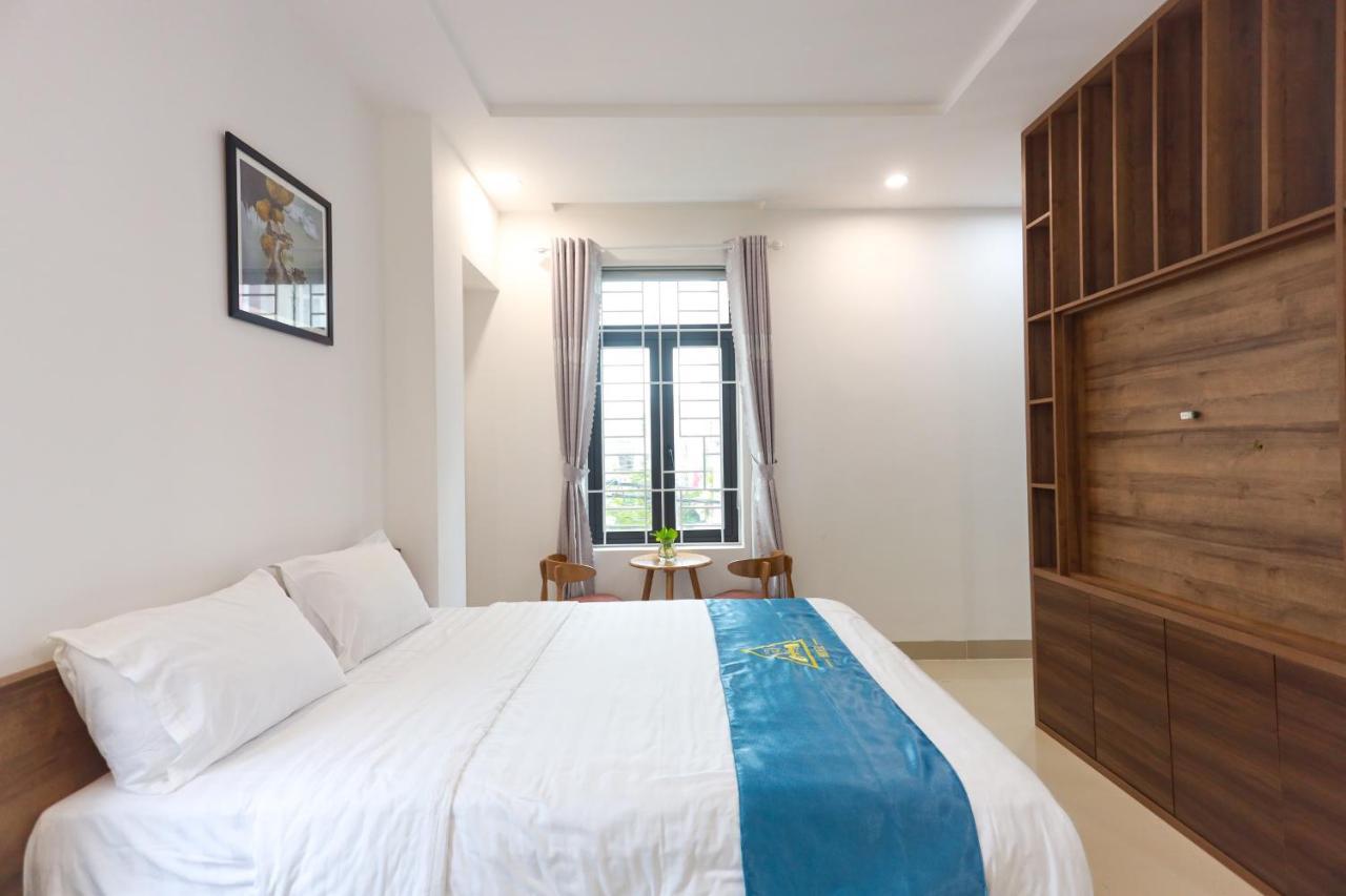 Hoc Huong Hotel Куинён Экстерьер фото